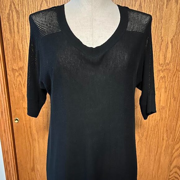 MOSSIMO / BLACK SHORT SLEEVE SWEATER / SIZE LARGE - Picture 1 of 9